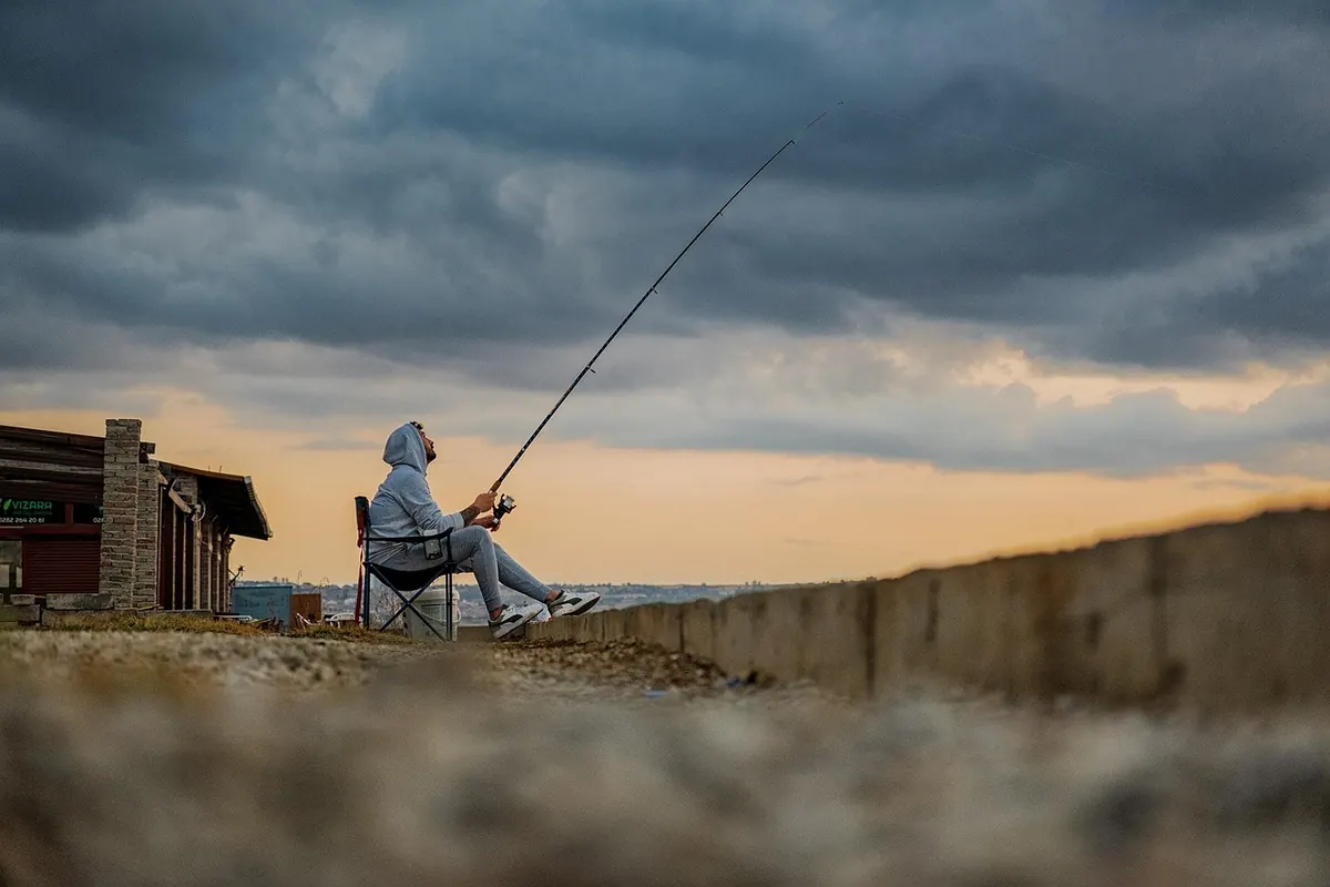 Bank Fishing on Scottish Lochs: A Beginner's Guide to Permits, Kit and Etiquette